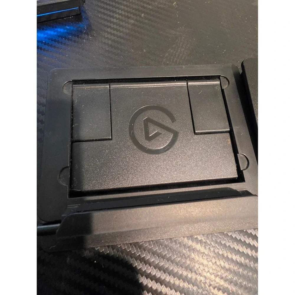 Elgato Stream Deck 15 LCD Keys Content Creation Controller 20GAA9902